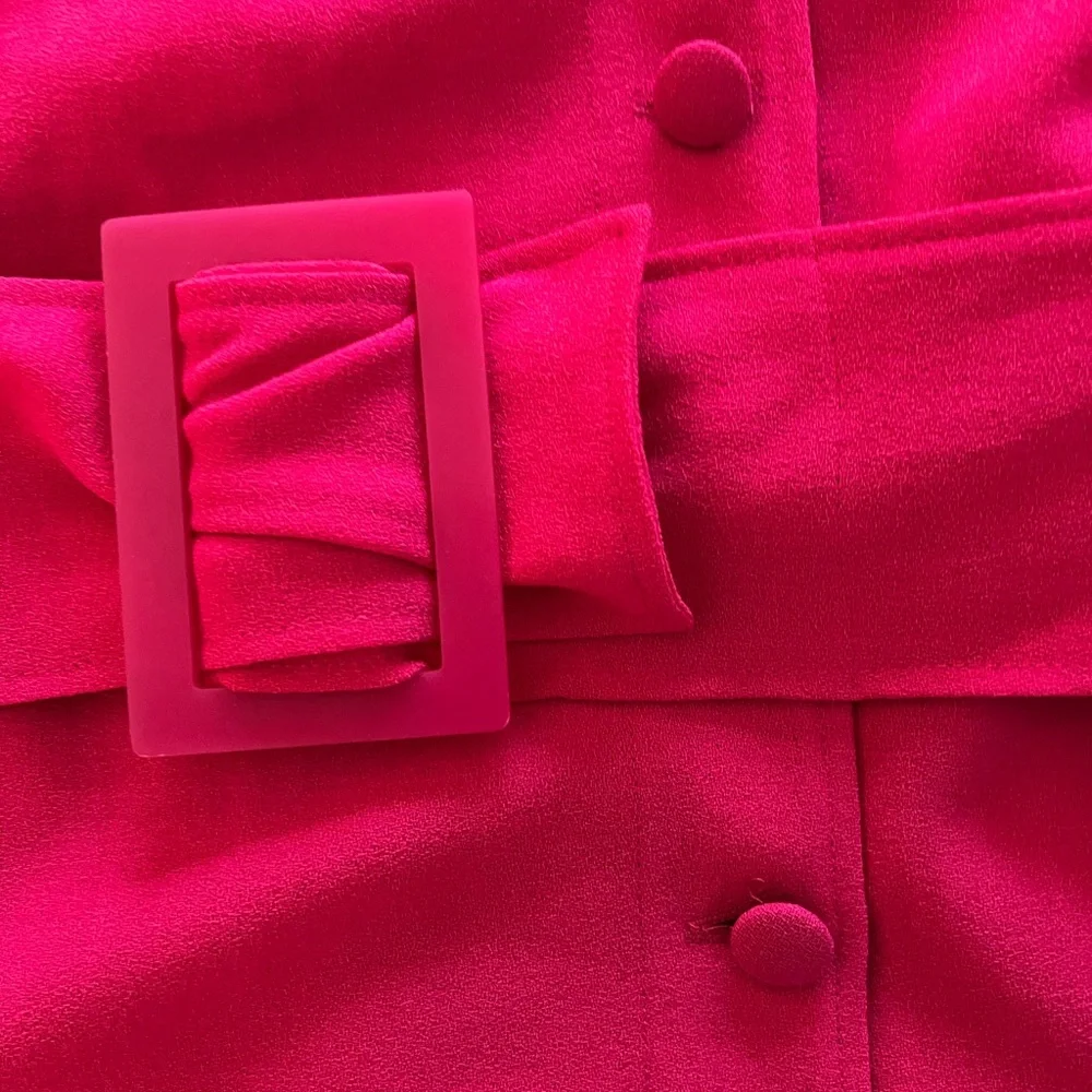 Jean Muir Studio belted statement blouse hot pink lucite belt power look 80s - Picture 5 of 13